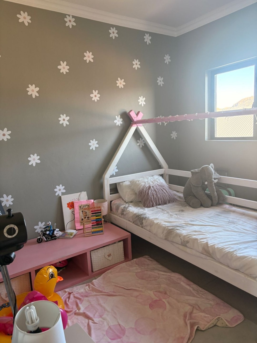 4 Bedroom Property for Sale in Ifafi North West